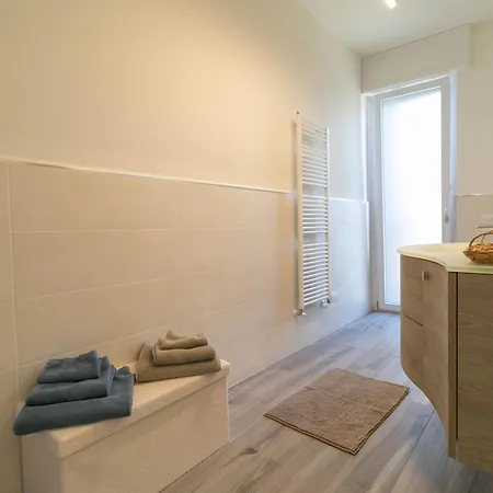 Civico 32 Family Apartment