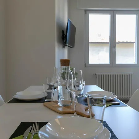 Civico 32 Family Apartment *