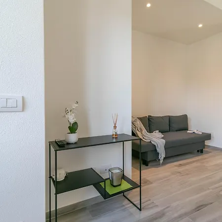 Civico 32 Family Apartment