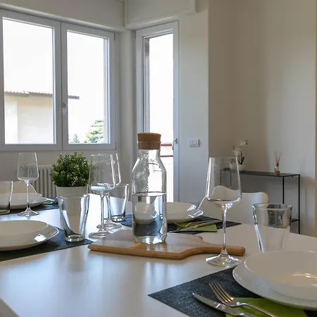 Civico 32 Family Apartment *